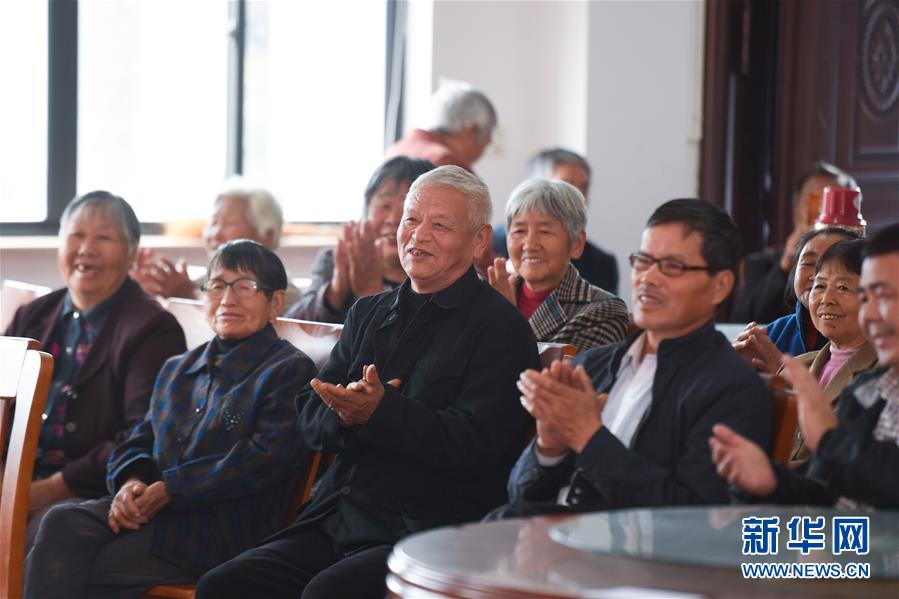 搡老女人老太婆澡老太婆