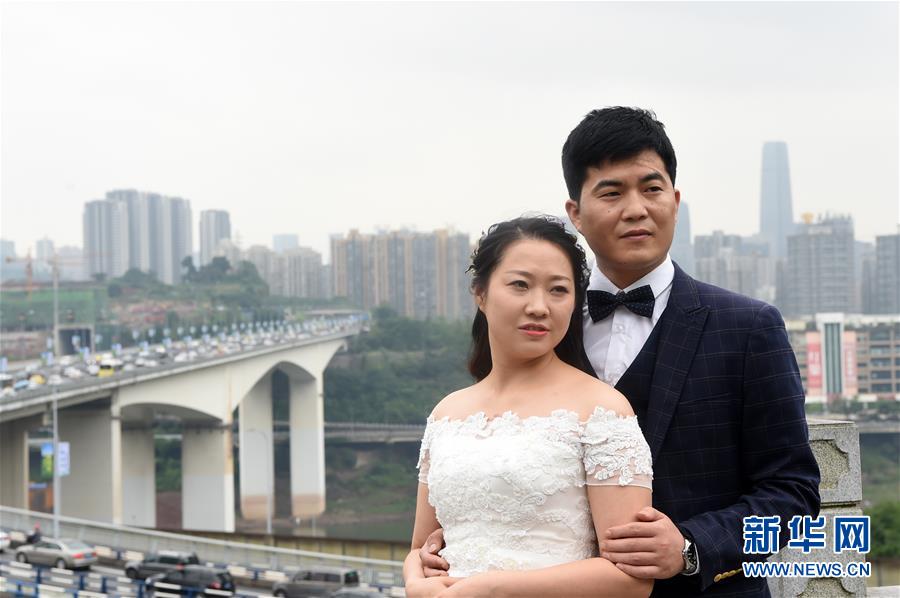 免费的黄色网站号免费看看逼