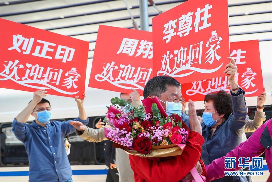 裸体美女车模视频