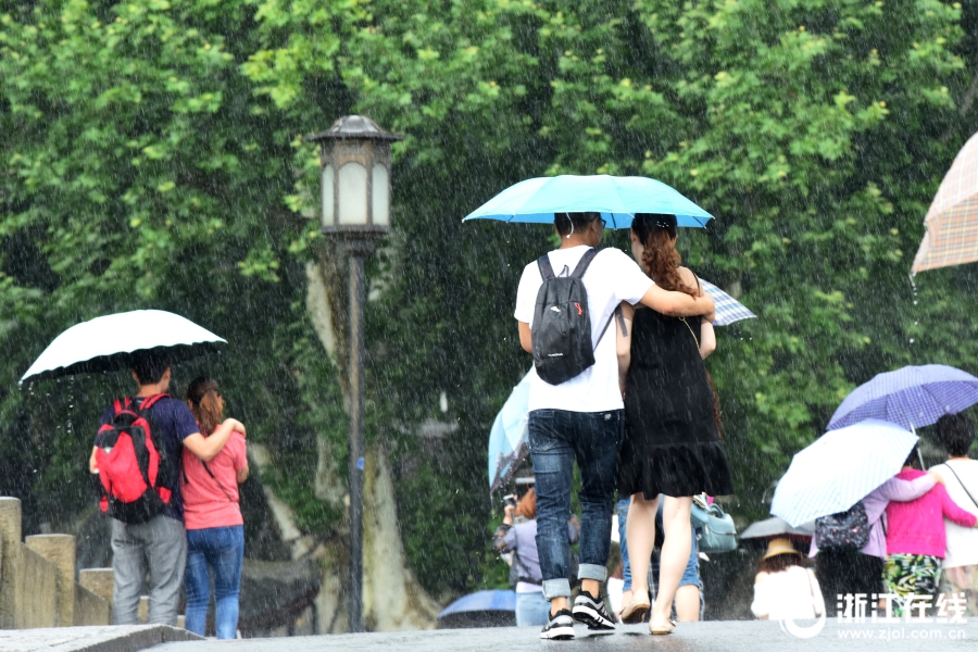 黑人老妇Av
