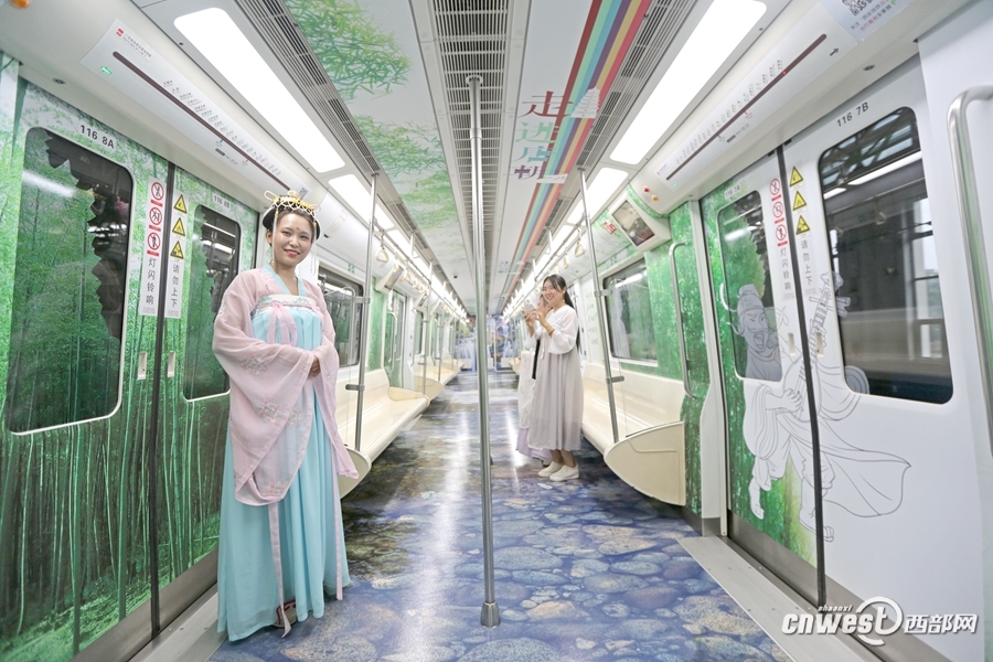 老女人色情