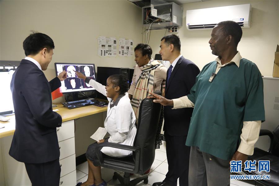 俘虏生活3.0汉化版免费下载