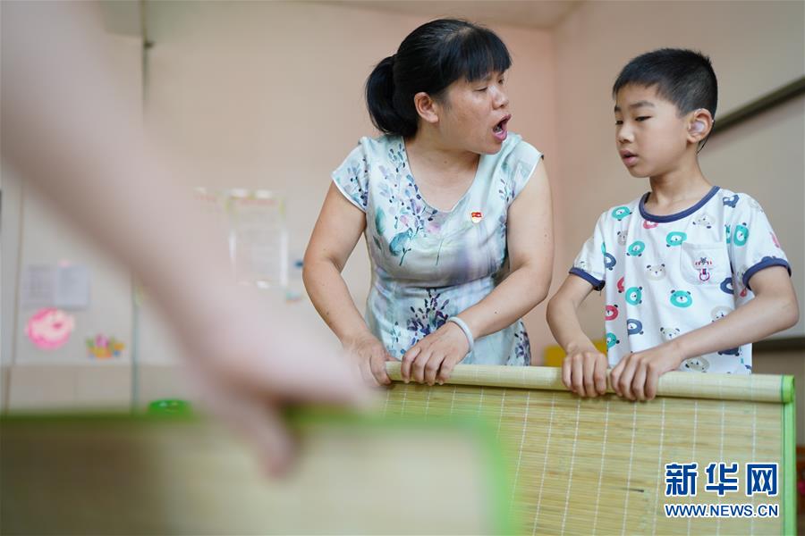 日本老熟妇Video