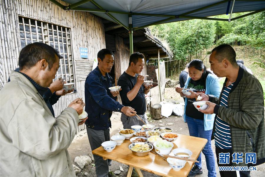 無毛的粉嫩美鮑