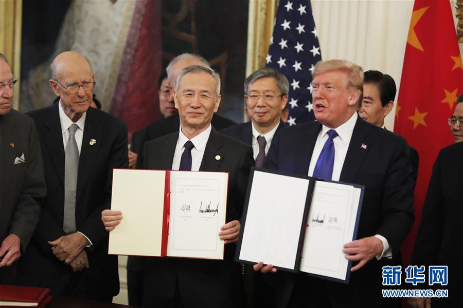 搓澡工引诱2023Gaycom