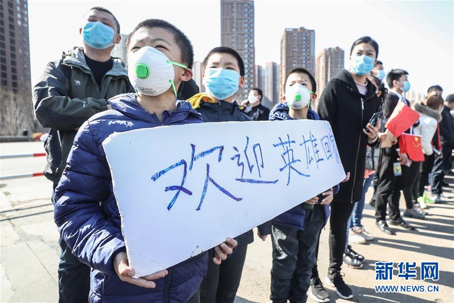 男人和女人在曰批
