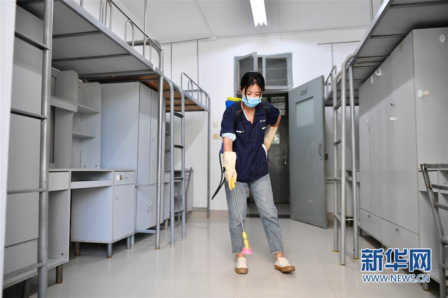 欧美老妇与禽又色又爽又黄