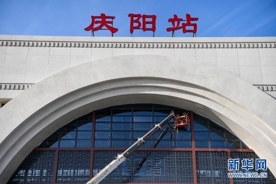 亚洲老逼自拍
