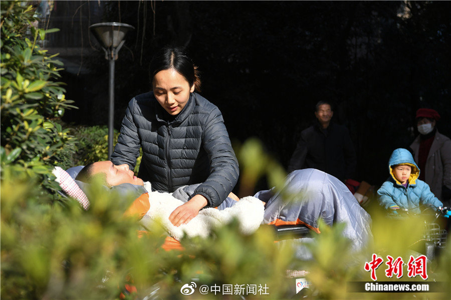 动漫美女裸体被 涩涩动画软件