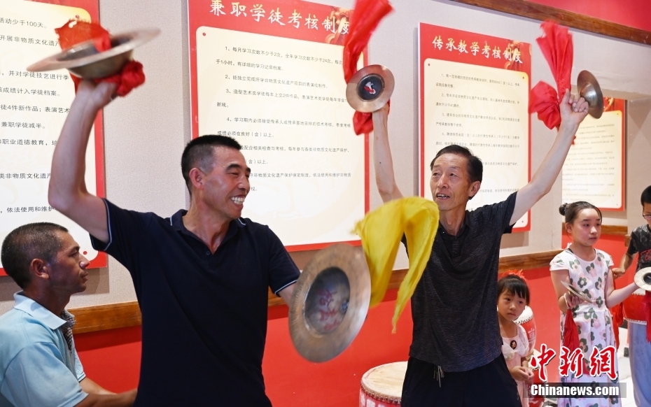 免费 下载 成人 电影