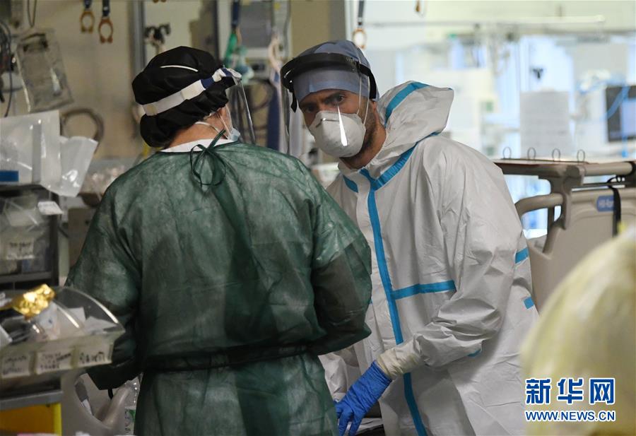 亚洲富婆按摩性爱网