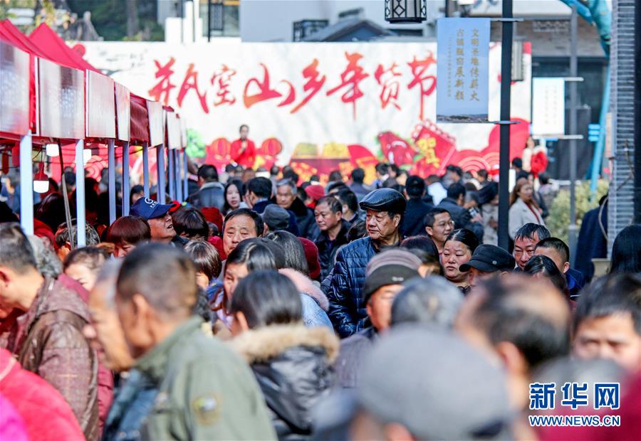 骚年瘦老头玩八旬老头