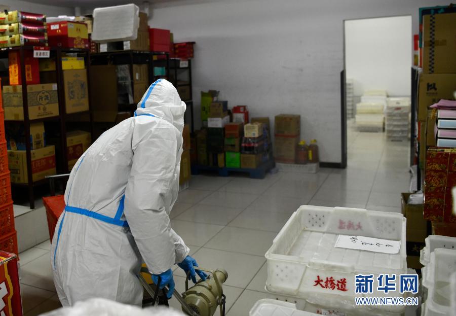 美女被操免费网站