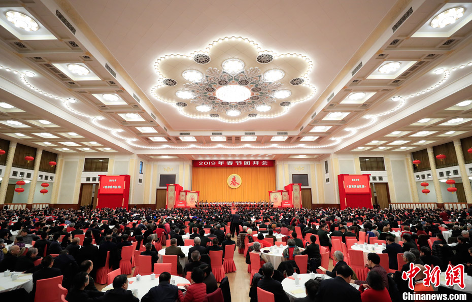 省大学生艺术展演活动中医药文创产品省赛获大奖