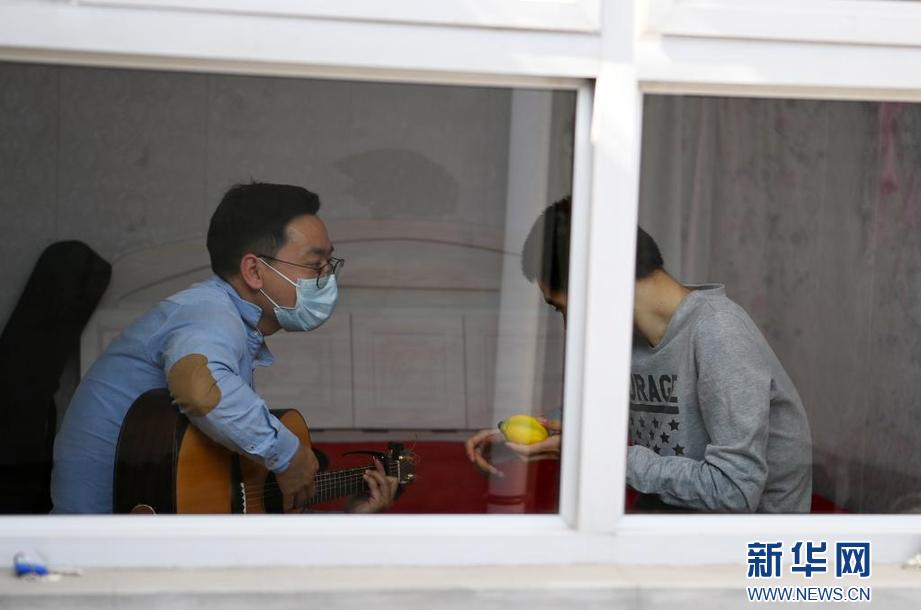 两男一女大黄片