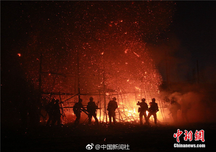 青少年互吃亅j