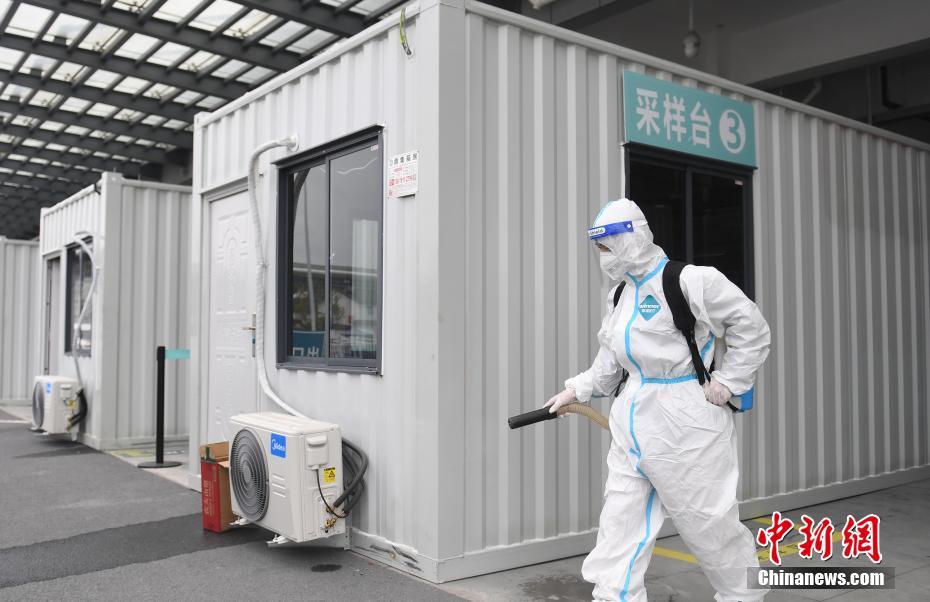 国内9l 自拍九色啦视频