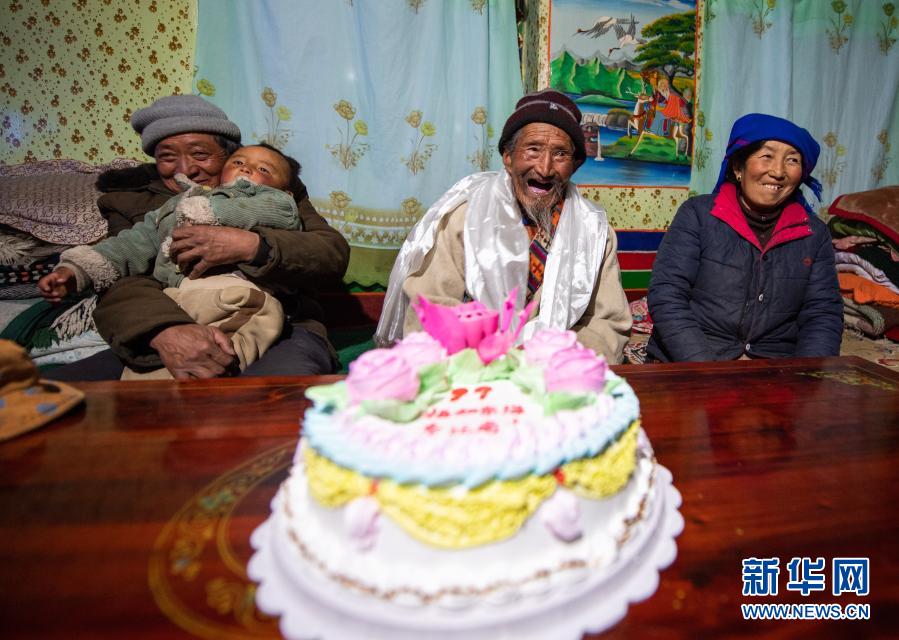 小婕子太紧了进不去