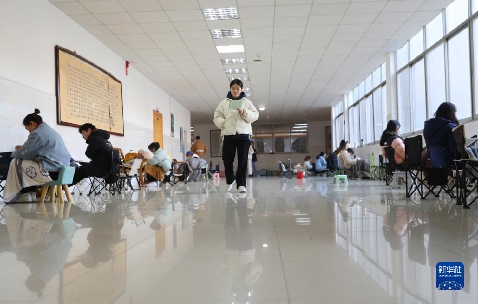 亚洲人成电影