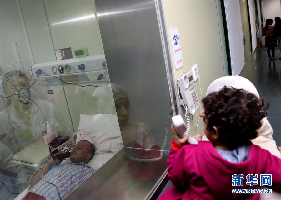 中国少妇狂情兔费三级片