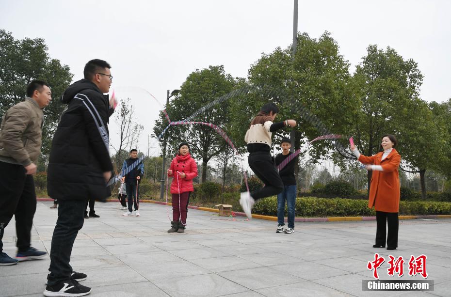 欧美做爰又粗又大免费看少年阿宾