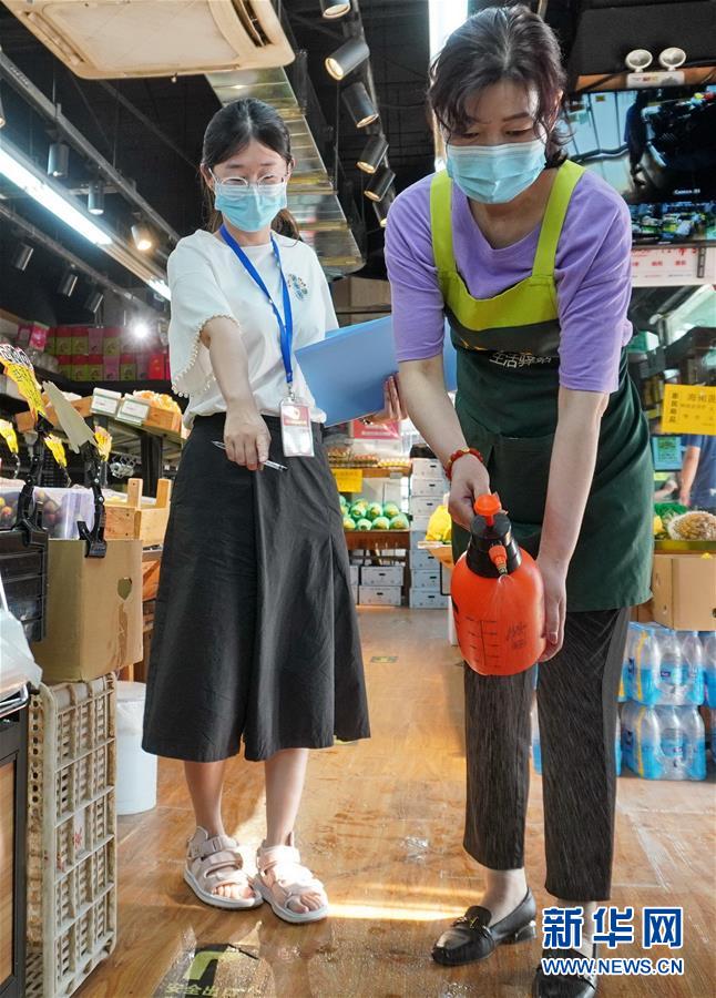 丰满岳妇乱一区二区三区