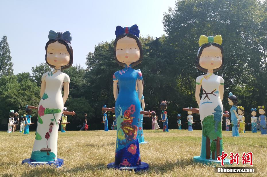 中国美女美丽日逼好干啊