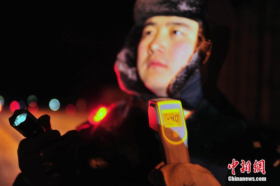 在线 成人 动漫