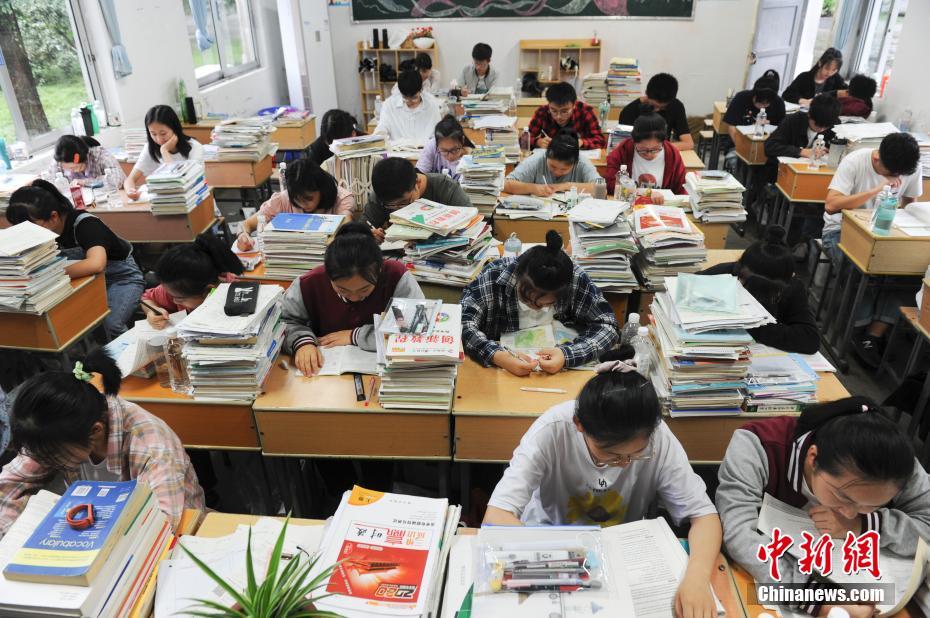 18岁以下禁看