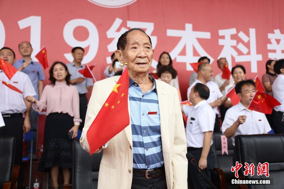 扒开美女 狂揉 动漫