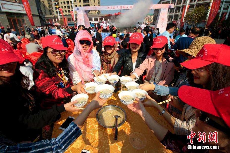 Xxhdfre性饥渴少妇