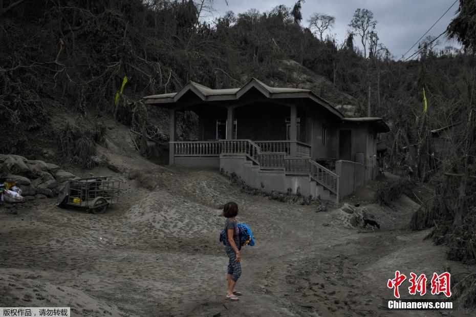 欧美艳情黄色剥像三级