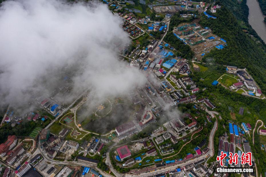 欧美又粗又硬又爽直播大片