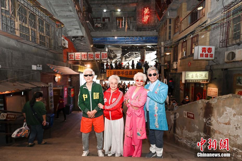 自拍 偷怕 亚洲无码