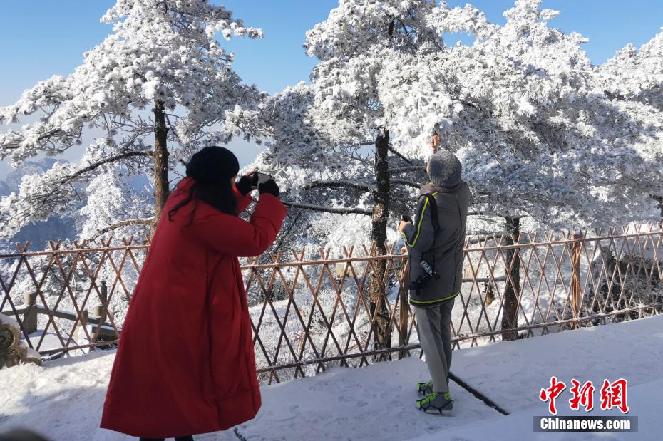 女人扒开腿秘 让人桶爽APP