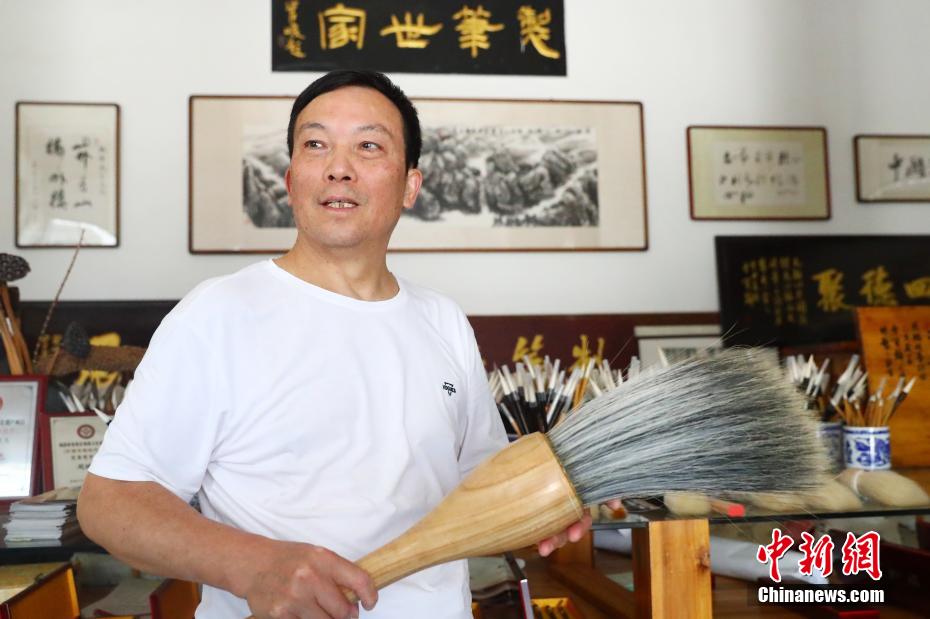 成年人三级点片久久