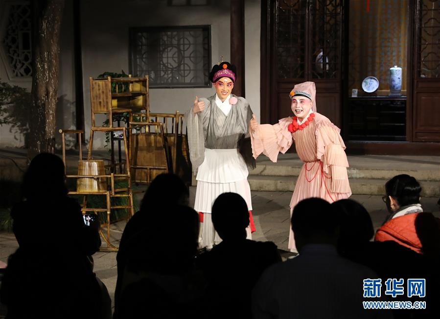 草莓视频污污污