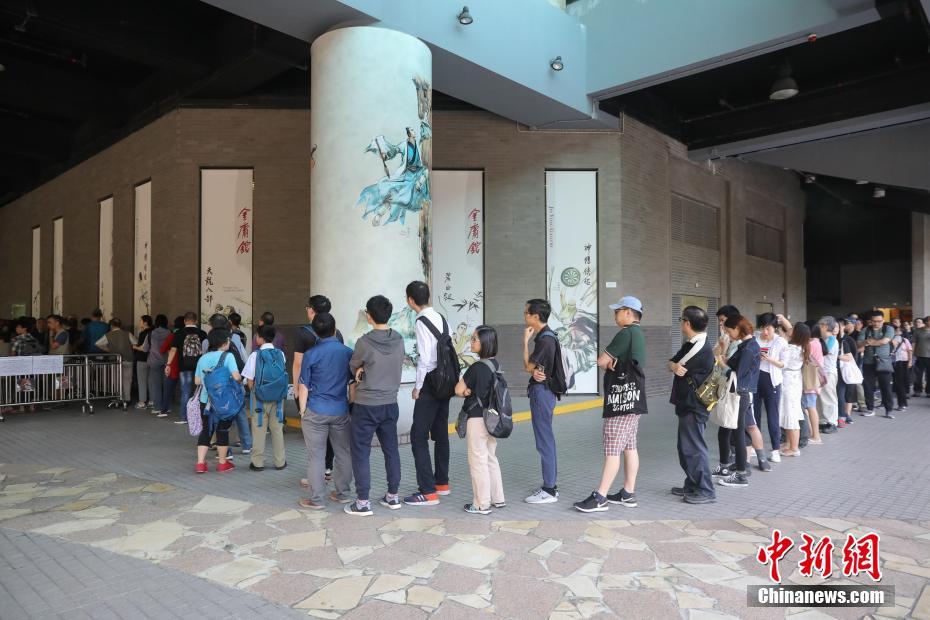 扒開腿灌牛奶拏調教鞠婧祎