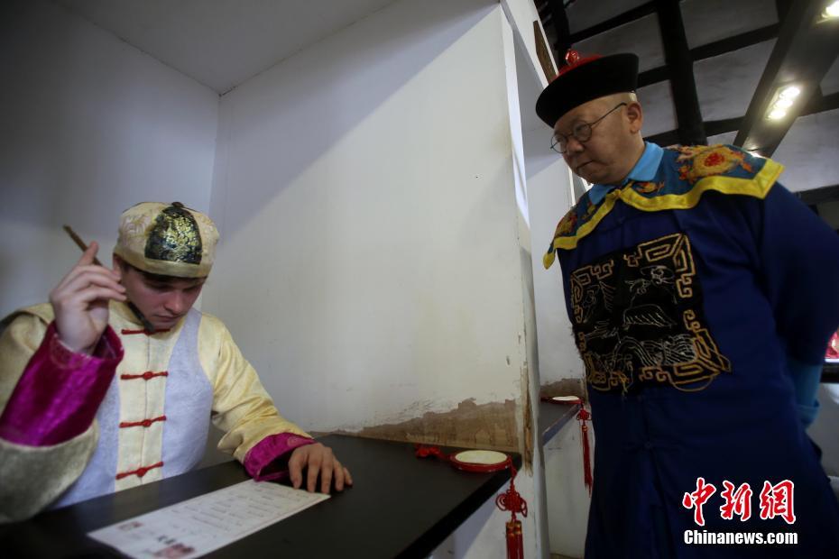 男同大尺度Gay片真做