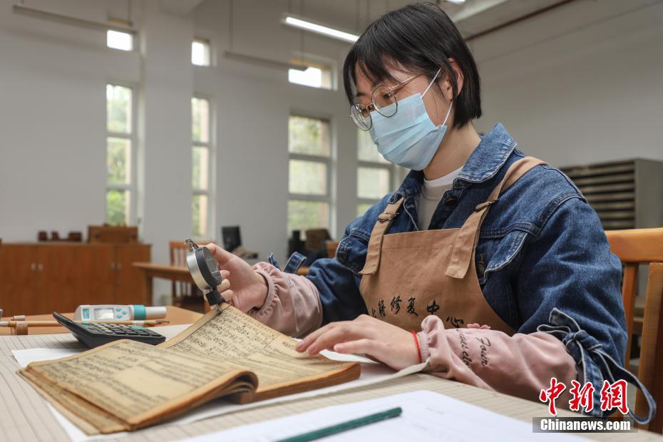 台湾三级黄色片