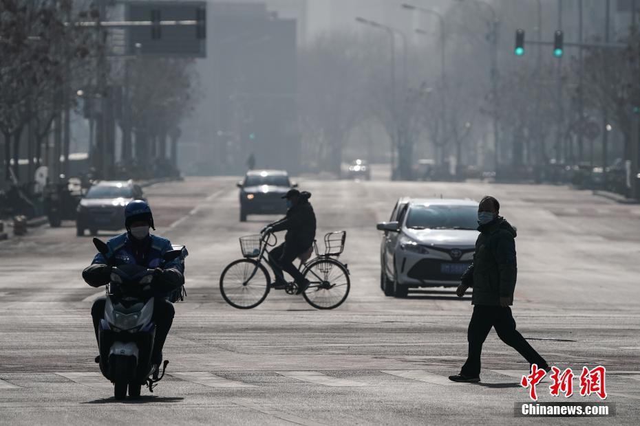 半场-罗慕洛世界波破门阿齐兹扳平 武汉三镇暂1-1成都蓉城