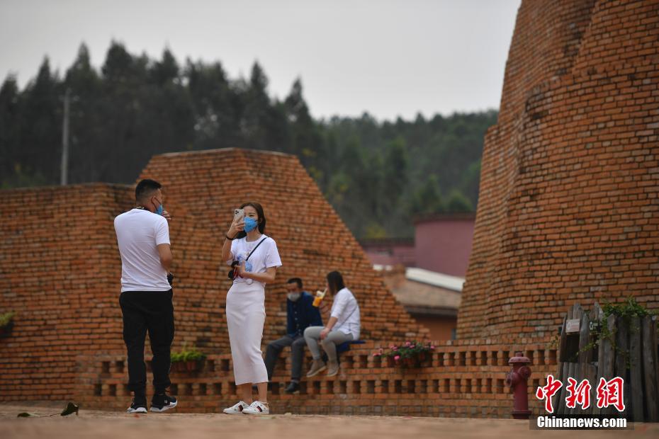 弥勒市有多少人口_上榜啦 云南这个市正式被国家命名 是你的家乡吗(2)