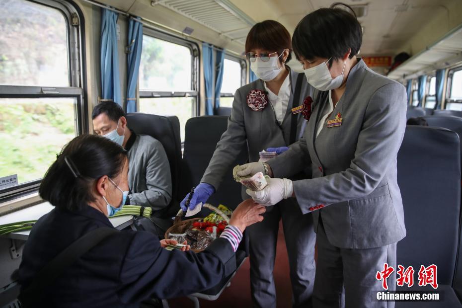 免费看Av片网址
