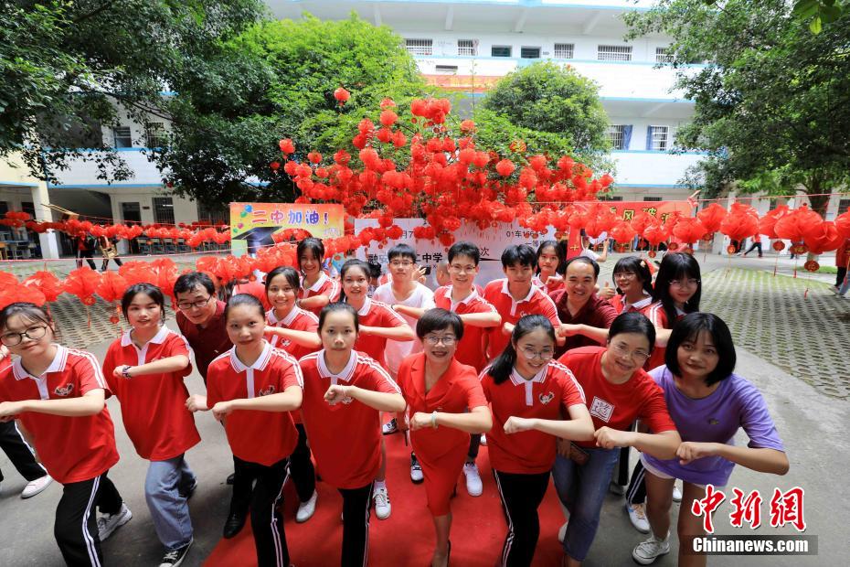 精品无人区一区二区三区的特点