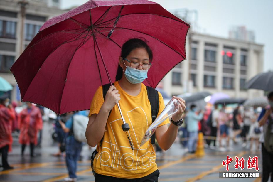 暗黑爆料在线吃瓜免费观看