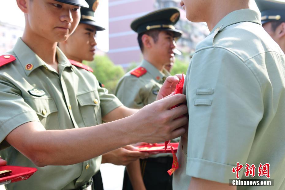 国产伦精品一区二区三区妓女下载
