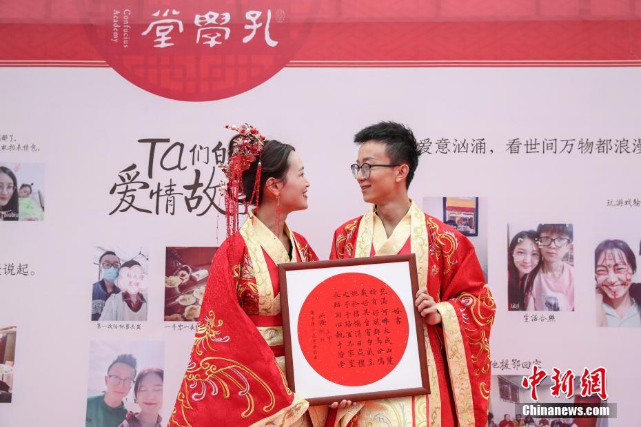大尺度吃奶做爰