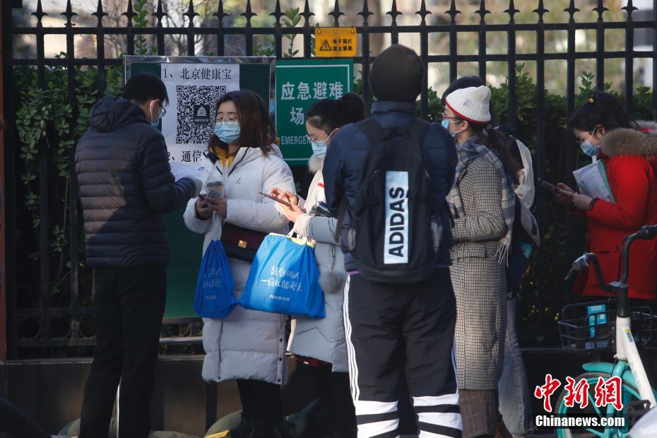 猛日老女人大骚逼