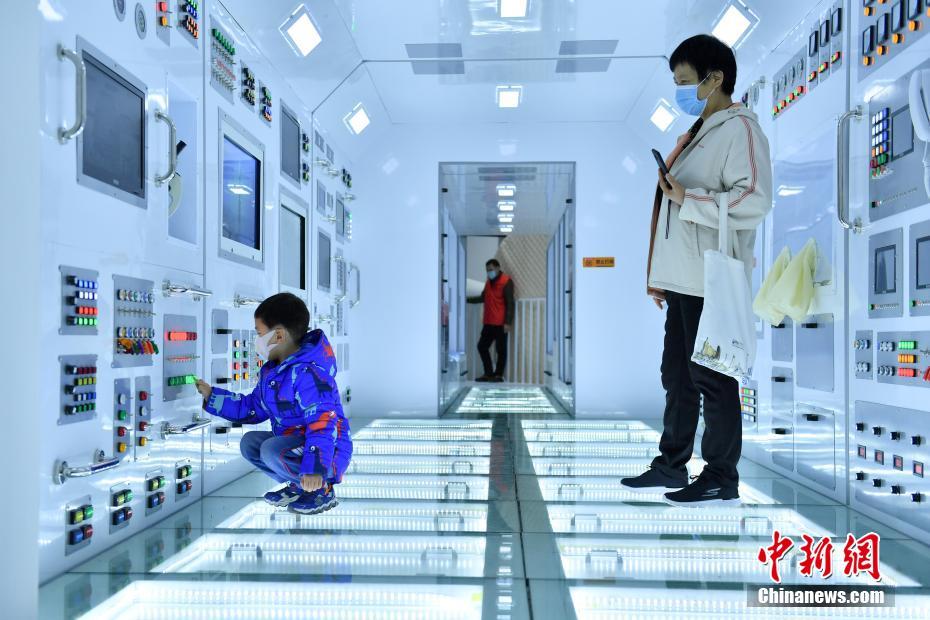 韩国三级在线播放