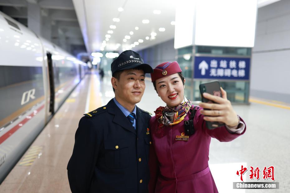 国产黄色自拍小视频在线观看
